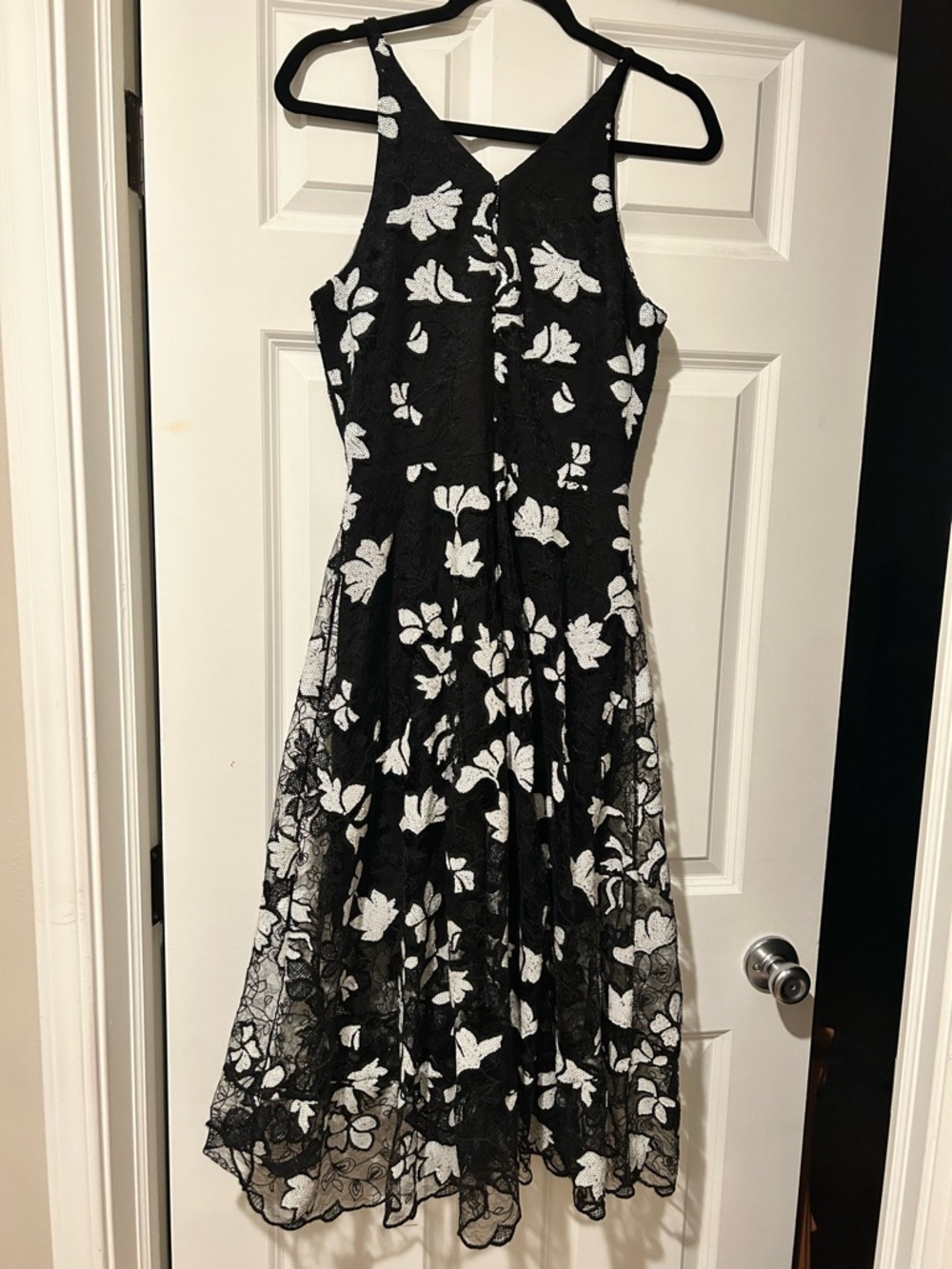 Dress the Population Audrey Black & White Lace Overlay Midi Cocktail Dress - Picture 4 of 16